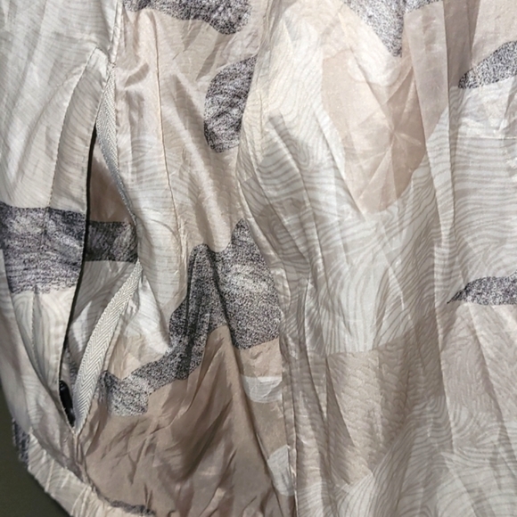 JoyLab ZIP UP CAMOUFLAGE WINDBREAKER, SIZE LARGE - Picture 9 of 14